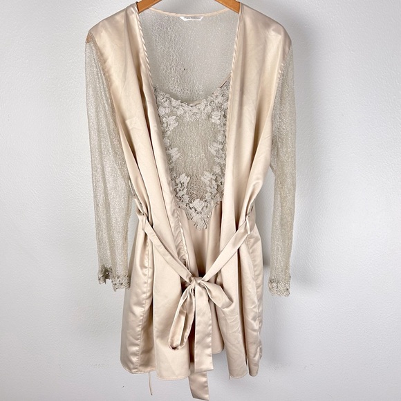 Flora Nikrooz Showstopper Chemise & Robe Set BHLDN bride honeymoon 2 piece Sz Sm - Picture 3 of 15